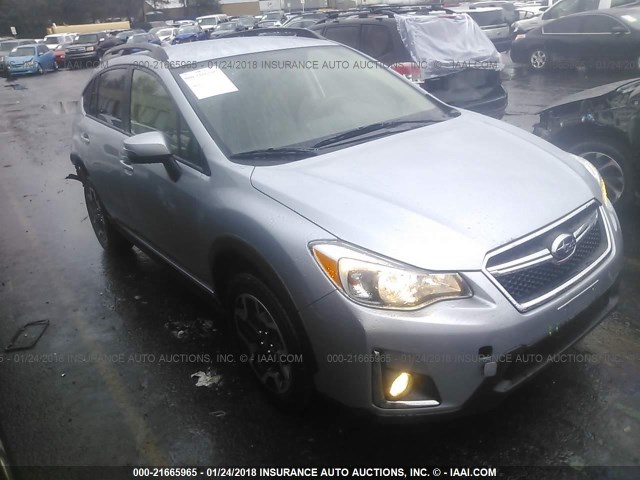 JF2GPAKC0HH227727 - 2017 SUBARU CROSSTREK SILVER photo 1