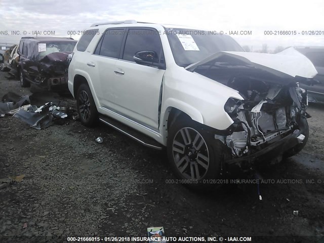 JTEBU5JR7J5517951 - 2018 TOYOTA 4RUNNER SR5 PREM/LTDL/TRAIL/TRD WHITE photo 1