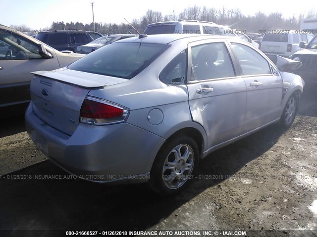 1FAHP35N88W223292 - 2008 FORD FOCUS SE/SEL/SES SILVER photo 4