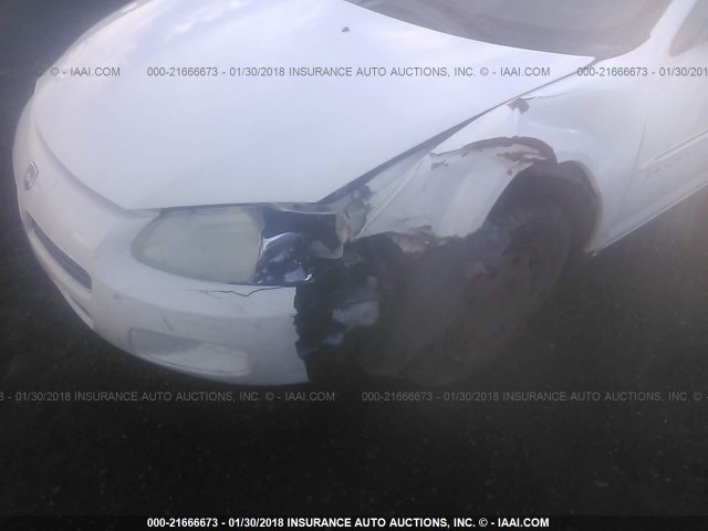 1B3EJ46U61N671702 - 2001 DODGE STRATUS SE WHITE photo 6