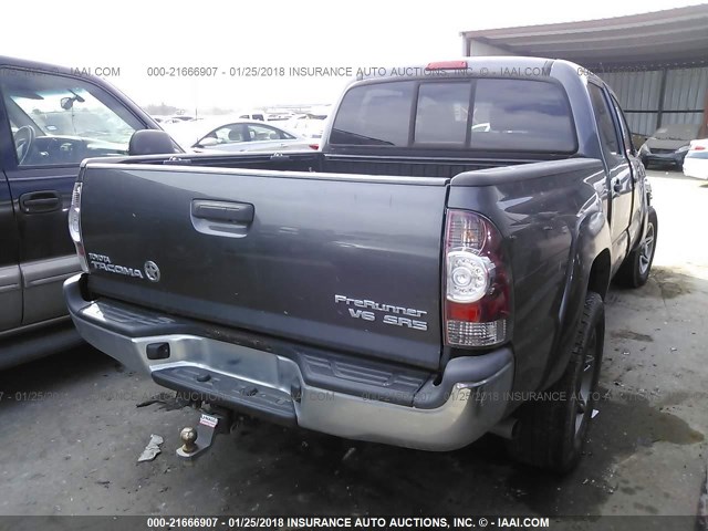 5TFJU4GN0DX042280 - 2013 TOYOTA TACOMA DOUBLE CAB PRERUNNER GRAY photo 4