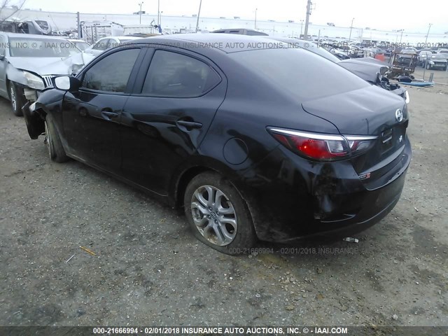 3MYDLBZV3GY129872 - 2016 TOYOTA SCION IA BLACK photo 3