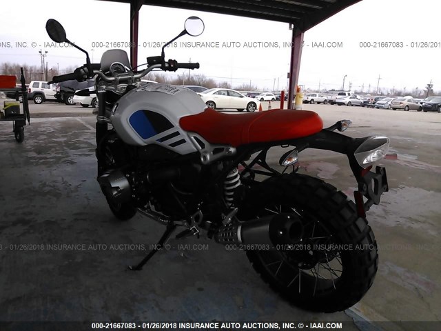 WB10J4308JZ796393 - 2018 BMW R NINE T URBAN WHITE photo 3