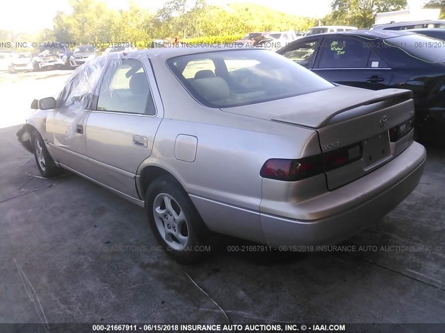 4T1BG22K9VU811791 - 1997 TOYOTA CAMRY CE/LE/XLE BEIGE photo 3