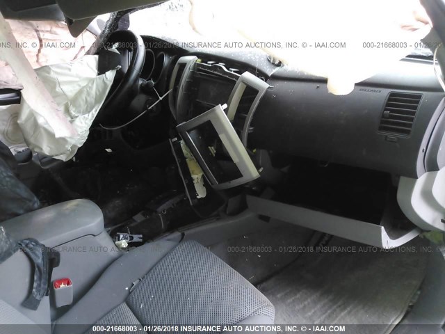 5TFJU4GNXBX006240 - 2011 TOYOTA TACOMA DOUBLE CAB PRERUNNER WHITE photo 5