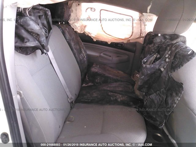 5TFJU4GNXBX006240 - 2011 TOYOTA TACOMA DOUBLE CAB PRERUNNER WHITE photo 8