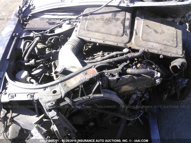 WUAPV54BX3N904358 - 2003 AUDI RS6 GRAY photo 10