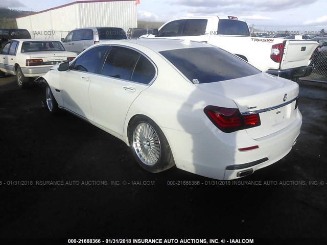 WBAYB6C58DC997953 - 2013 BMW 750 XI WHITE photo 3