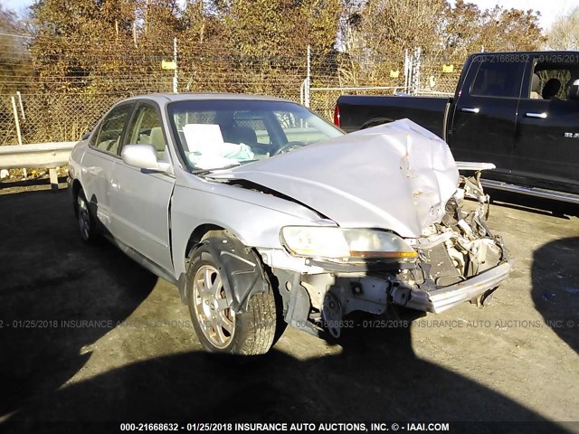 1HGCG56712A175611 - 2002 HONDA ACCORD SE SILVER photo 1