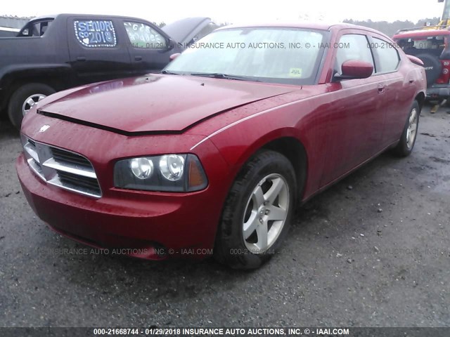 2B3CA4CD9AH151126 - 2010 DODGE CHARGER RED photo 2