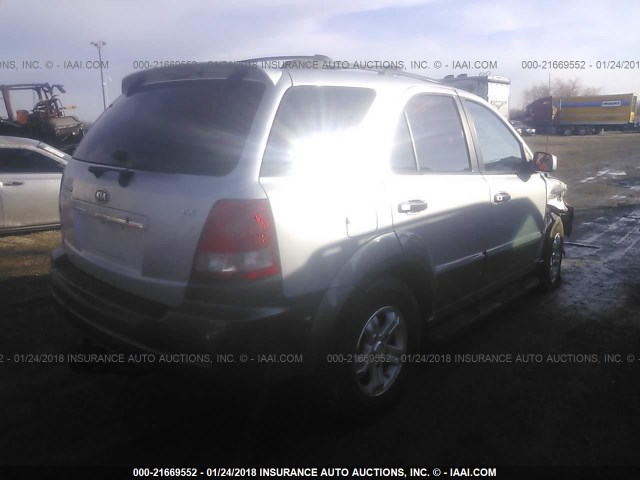 KNDJC733865655884 - 2006 KIA SORENTO EX/LX SILVER photo 4