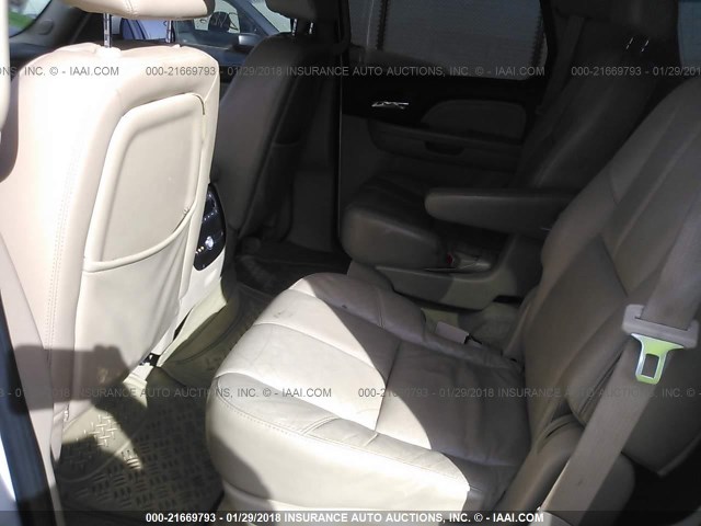 1GKFK63807J159571 - 2007 GMC YUKON DENALI WHITE photo 8