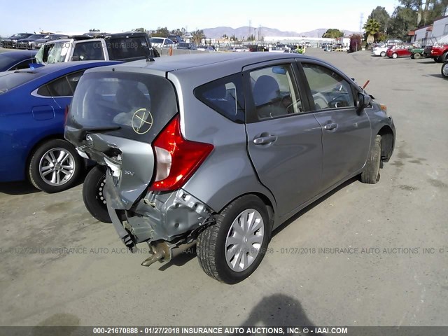 3N1CE2CP4FL365587 - 2015 NISSAN VERSA NOTE S/S PLUS/SV/SL/SR GRAY photo 4