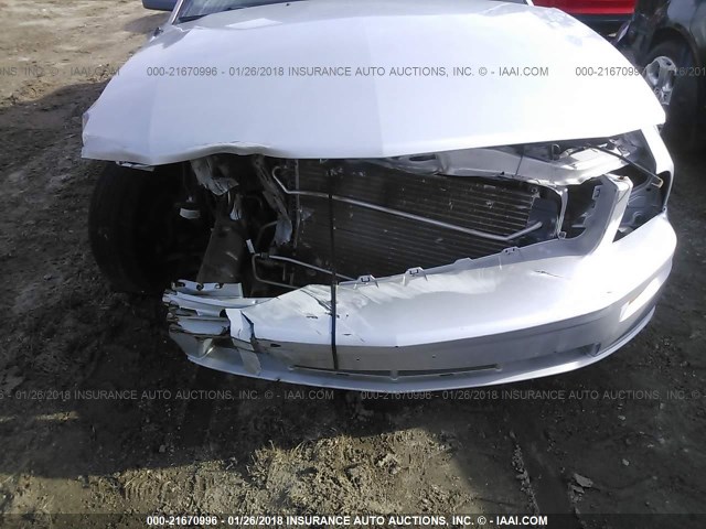 1ZVFT82H965184222 - 2006 FORD MUSTANG GT SILVER photo 6
