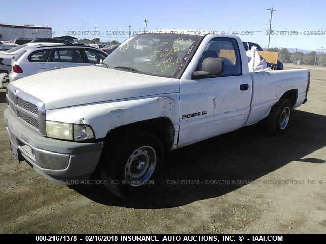 1B7HC16X7XS150769 - 1999 DODGE RAM 1500 WHITE photo 2