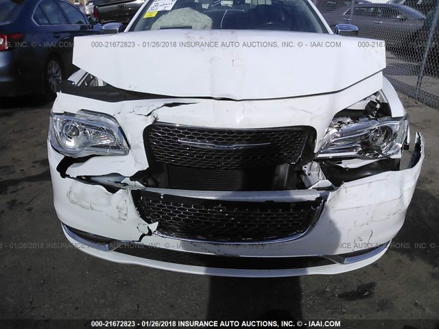 2C3CCAEG3GH342732 - 2016 CHRYSLER 300C WHITE photo 6