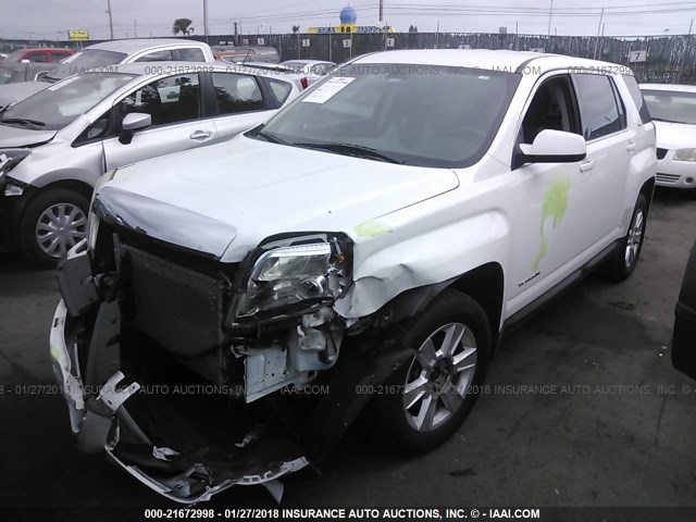 2CTALMEC8B6358726 - 2011 GMC TERRAIN SLE WHITE photo 2