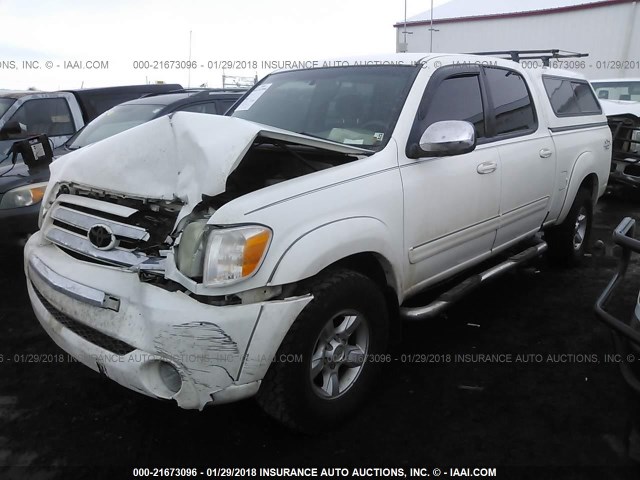5TBDT44106S520040 - 2006 TOYOTA TUNDRA DOUBLE CAB SR5 WHITE photo 2