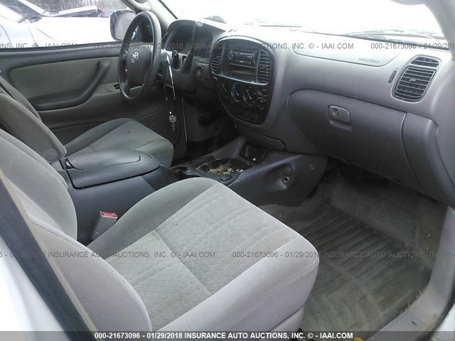 5TBDT44106S520040 - 2006 TOYOTA TUNDRA DOUBLE CAB SR5 WHITE photo 5