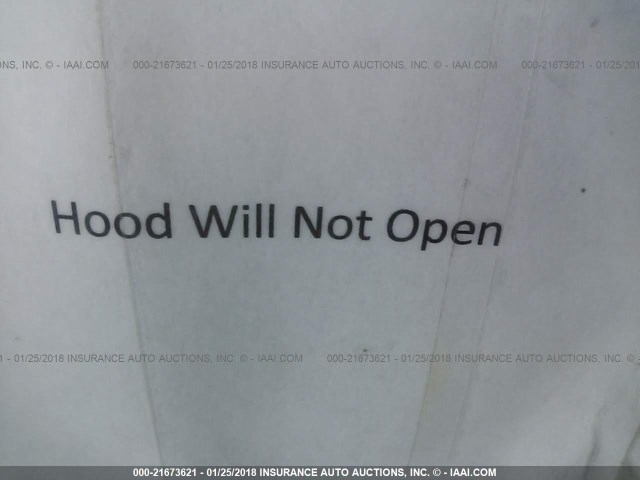 4T1BF1FK4HU771583 - 2017 TOYOTA CAMRY LE/XLE/SE/XSE WHITE photo 10