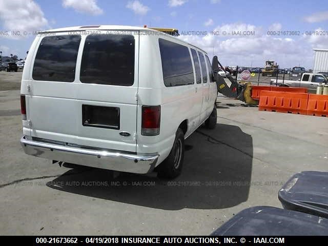 1FMNE11W37DB31082 - 2007 FORD ECONOLINE E150 WAGON WHITE photo 4