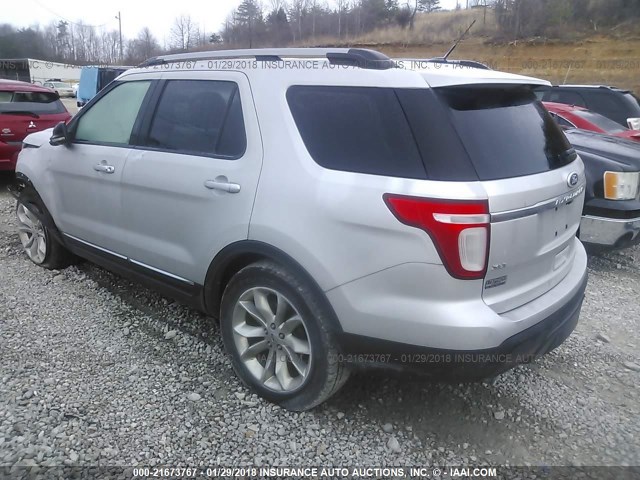 1FMHK8D84BGA95244 - 2011 FORD EXPLORER XLT SILVER photo 3