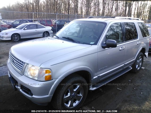 1FMDU75W54UB83210 - 2004 FORD EXPLORER LIMITED 银色 照片 2