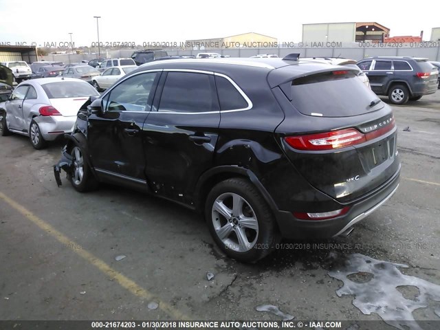 5LMCJ1D9XHUL03938 - 2017 LINCOLN MKC PREMIER BLACK photo 3