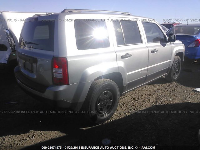 1C4NJPBB3GD789354 - 2016 JEEP PATRIOT SPORT SILVER photo 4