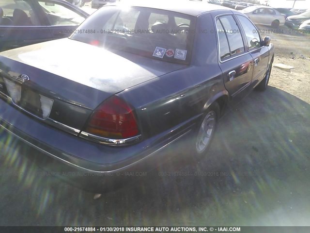 2FAFP74W2WX162807 - 1998 FORD CROWN VICTORIA LX BLUE photo 4