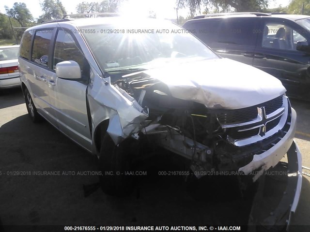 2C4RDGCG9CR342165 - 2012 DODGE GRAND CARAVAN SXT SILVER photo 1