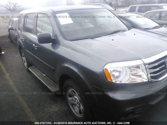 5FNYF4H21CB036784 - 2012 HONDA PILOT LX GRAY photo 1