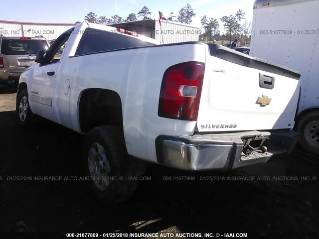 1GCEC14X58Z112777 - 2008 CHEVROLET SILVERADO C1500 WHITE photo 3