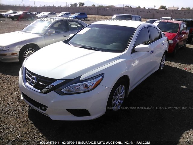 1N4AL3AP1HN340092 - 2017 NISSAN ALTIMA 2.5/S/SV/SL/SR WHITE photo 2