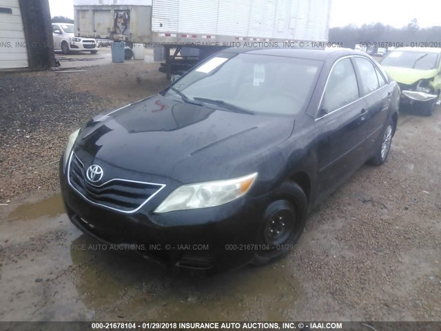 4T1BF3EK6BU751484 - 2011 TOYOTA CAMRY SE/LE/XLE BLACK photo 2
