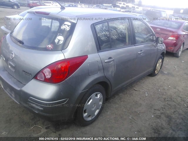 3N1BC13E09L468438 - 2009 NISSAN VERSA S/SL SILVER photo 4