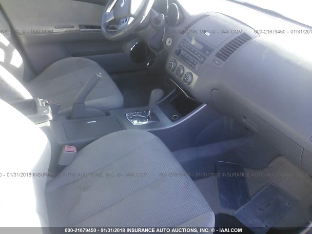 1N4AL11E95C221572 - 2005 NISSAN ALTIMA S/SL Champagne photo 5