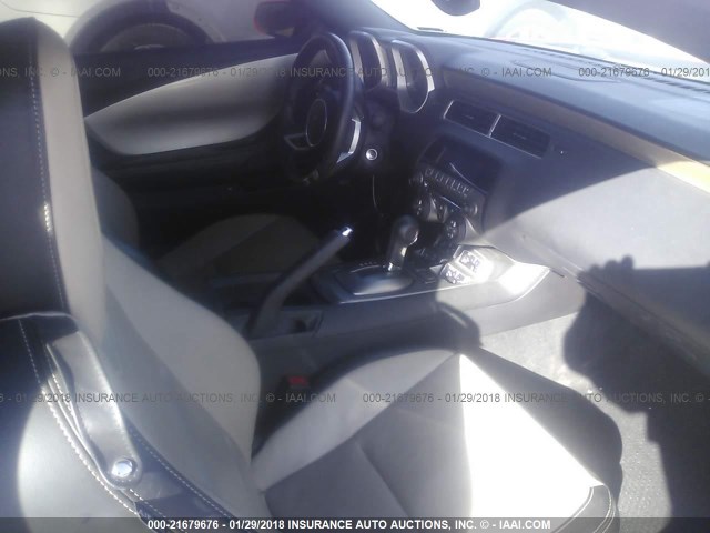 2G1FK1EJ3A9165455 - 2010 CHEVROLET CAMARO SS Rojo foto 5