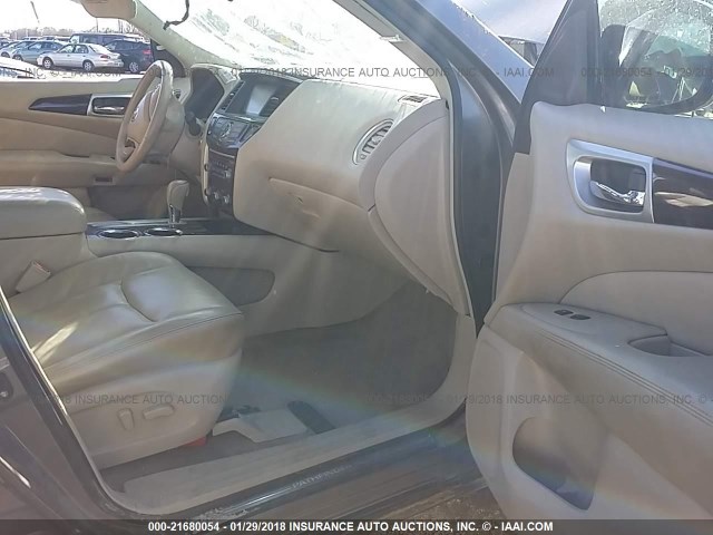 5N1AR2MN8DC616377 - 2013 NISSAN PATHFINDER S/SV/SL/PLATINUM 灰色 照片 5