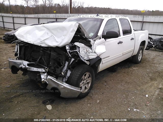 3GTRCVE07AG270361 - 2010 GMC SIERRA C1500 SLE WHITE photo 2