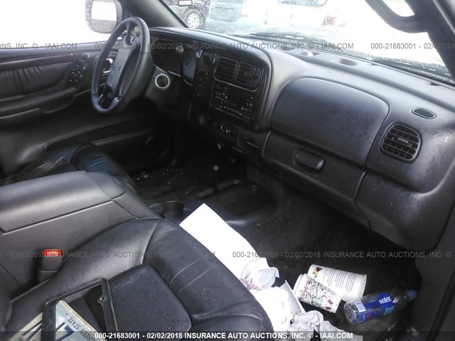 1B4HS28N5YF253202 - 2000 DODGE DURANGO GRAY photo 5