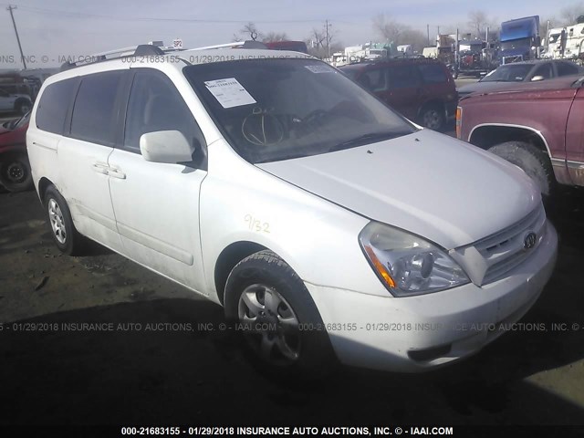 KNDMB233286216826 - 2008 KIA SEDONA EX/LX WHITE photo 1