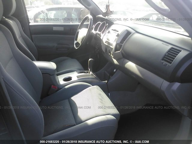 3TMJU4GN5BM112035 - 2011 TOYOTA TACOMA DOUBLE CAB PRERUNNER BLACK photo 5