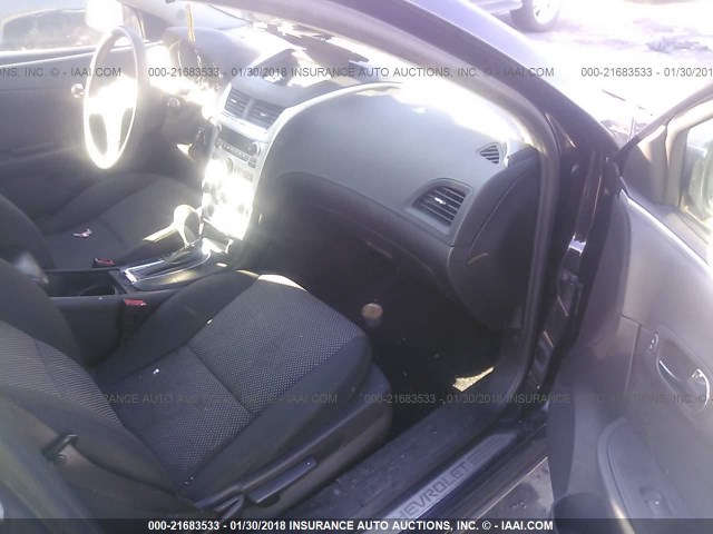 1G1ZC5EB9AF240001 - 2010 CHEVROLET MALIBU 1LT BLACK photo 5