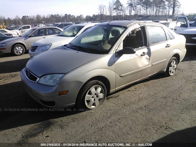 1FAFP34N87W272385 - 2007 FORD FOCUS ZX4/S/SE/SES 锡色 照片 2