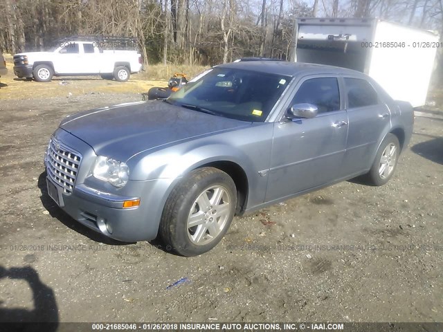 2C3LK63H26H476609 - 2006 CHRYSLER 300C GRAY photo 2