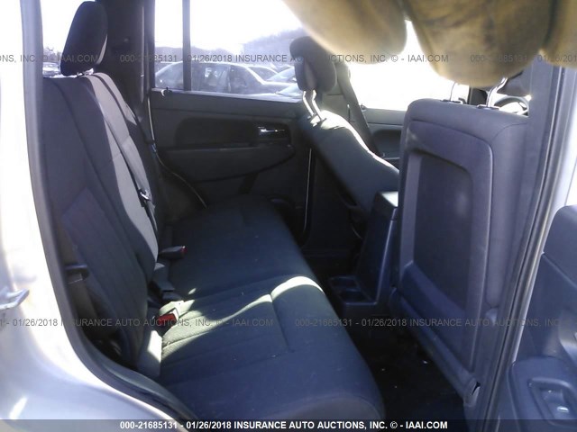 1J4PN2GK7BW568517 - 2011 JEEP LIBERTY SPORT 银色 照片 8