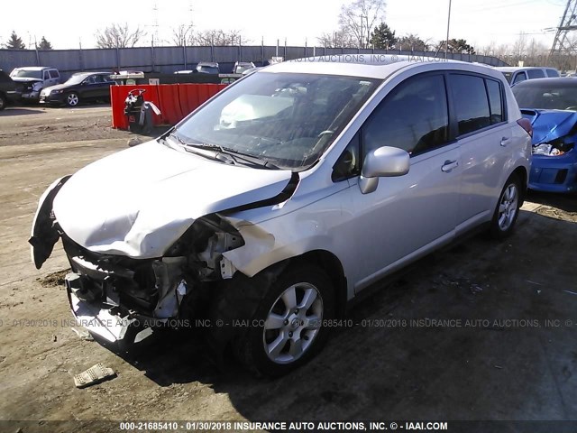 3N1BC13E37L382070 - 2007 NISSAN VERSA S/SL SILVER photo 2