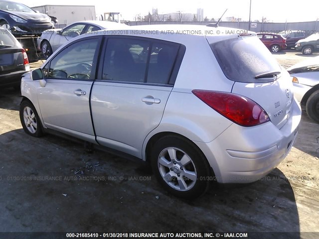 3N1BC13E37L382070 - 2007 NISSAN VERSA S/SL SILVER photo 3