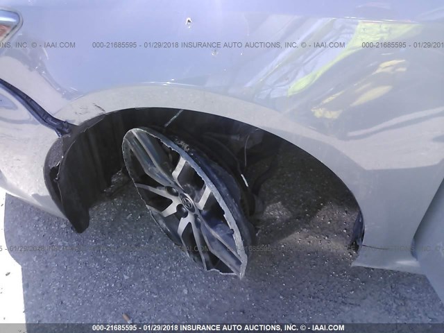 JTKJF5C78FJ013289 - 2015 TOYOTA SCION TC 灰色 照片 6